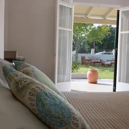 Apartmán Nikodimos Garden *