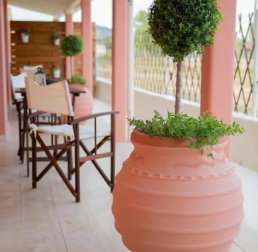 Nikodimos Garden Апартаменты *