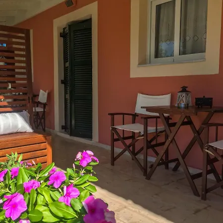 Apartamento Nikodimos Garden